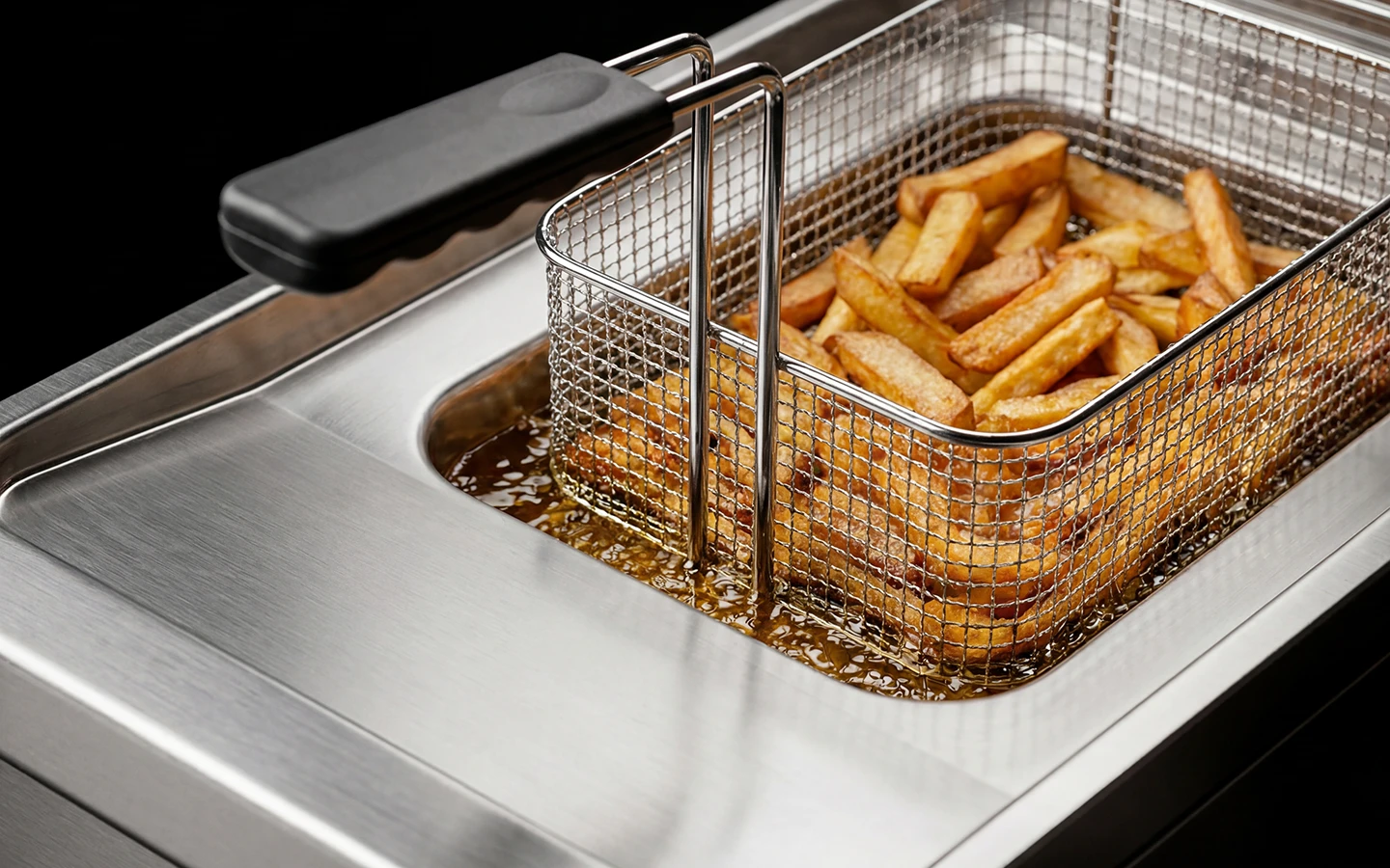 Desco commercial fryer with clean tank, late 1980s